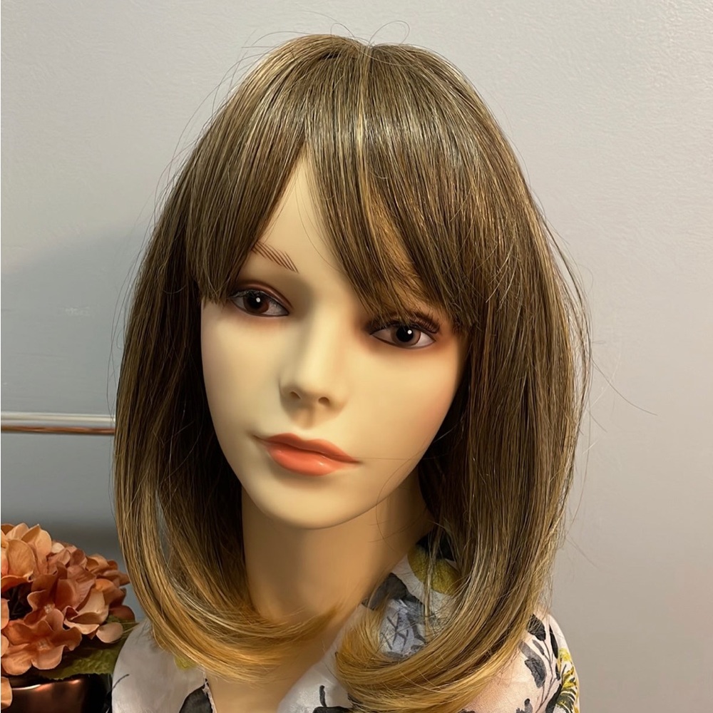 Wig Classic Page by Forever Young 24BT18 NWT